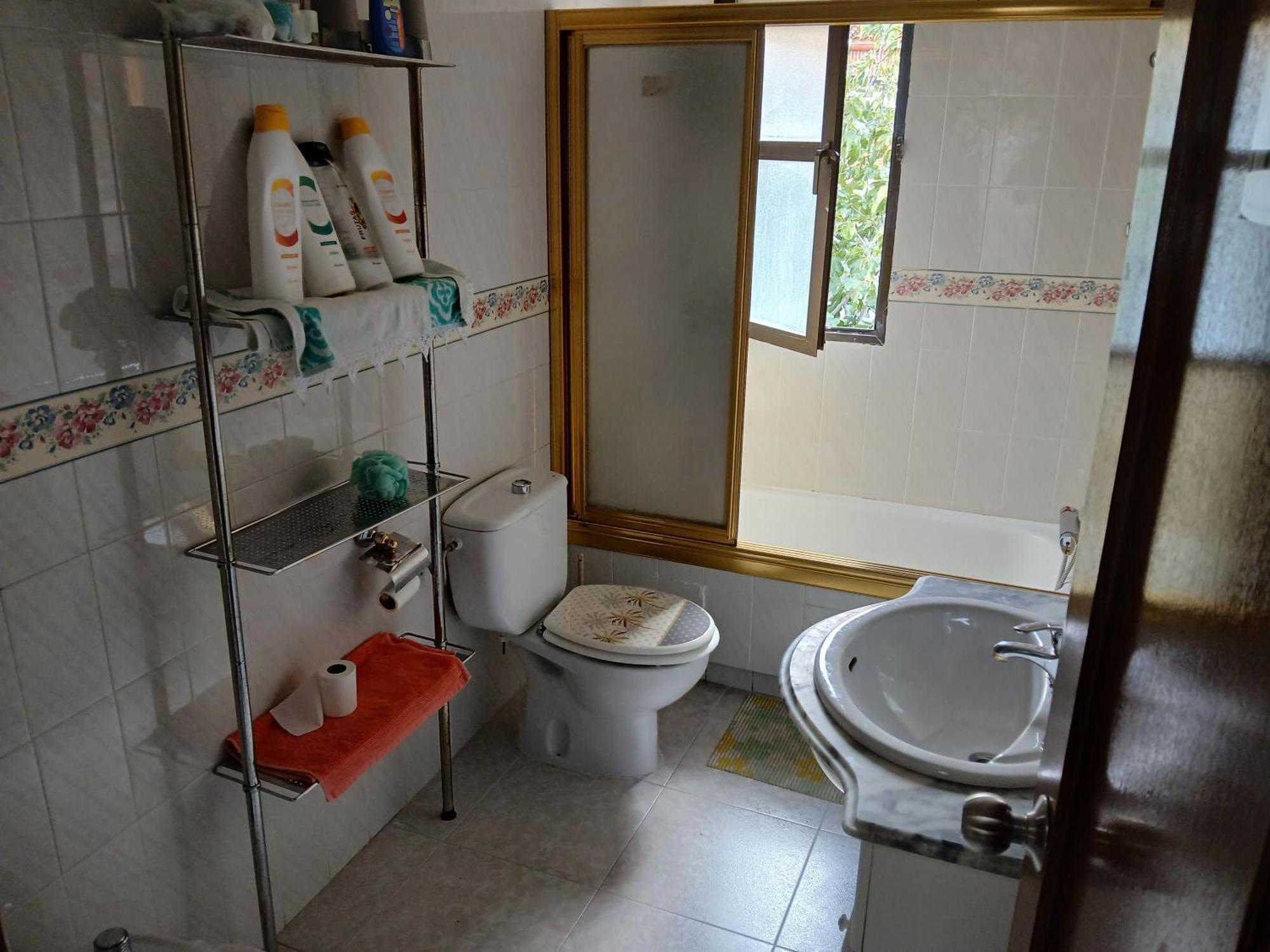 Habitacion Privada Triple Toledo Exterior photo